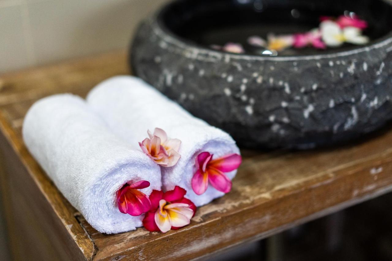 Lembongan Cempaka Villa & Restaurant 누사 렘봉안 외부 사진
